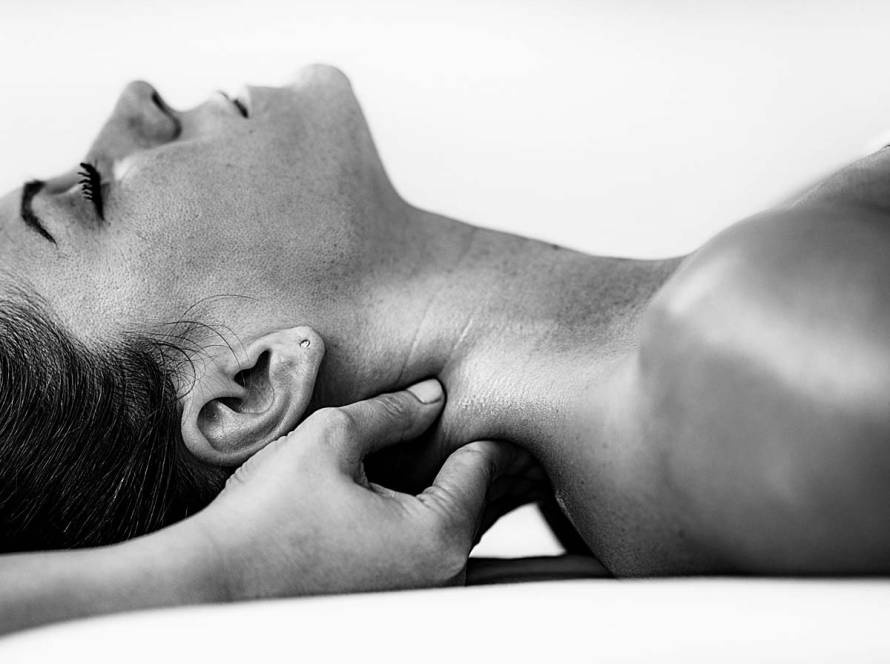 Neck and shoulder massage Gold Coast